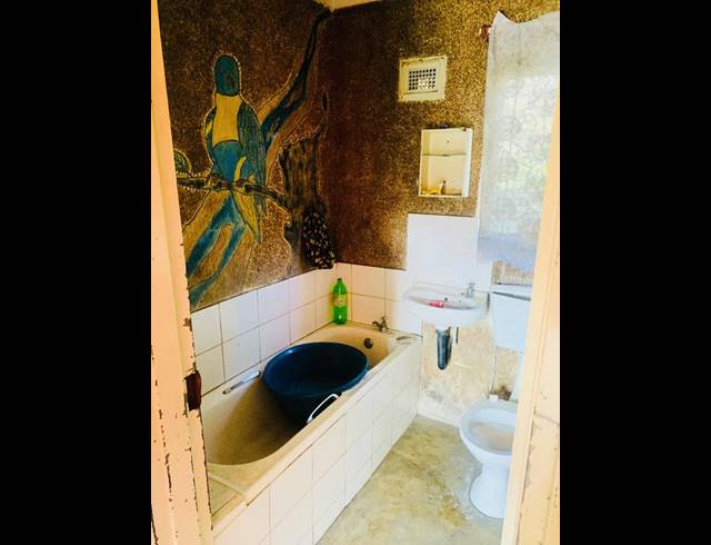 2 BEDROOM HOUSE FOR SALE IN UMLAZI Y